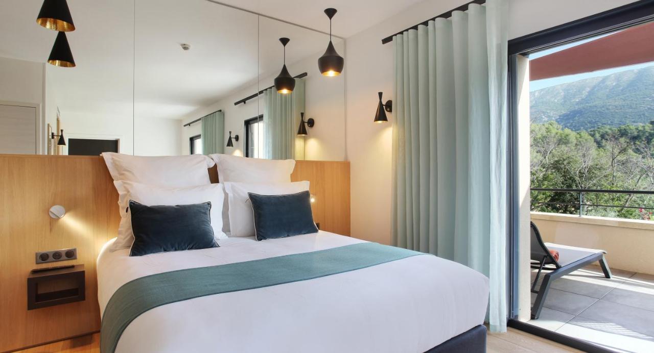 Hotel Sainte Victoire Vauvenargues Экстерьер фото
