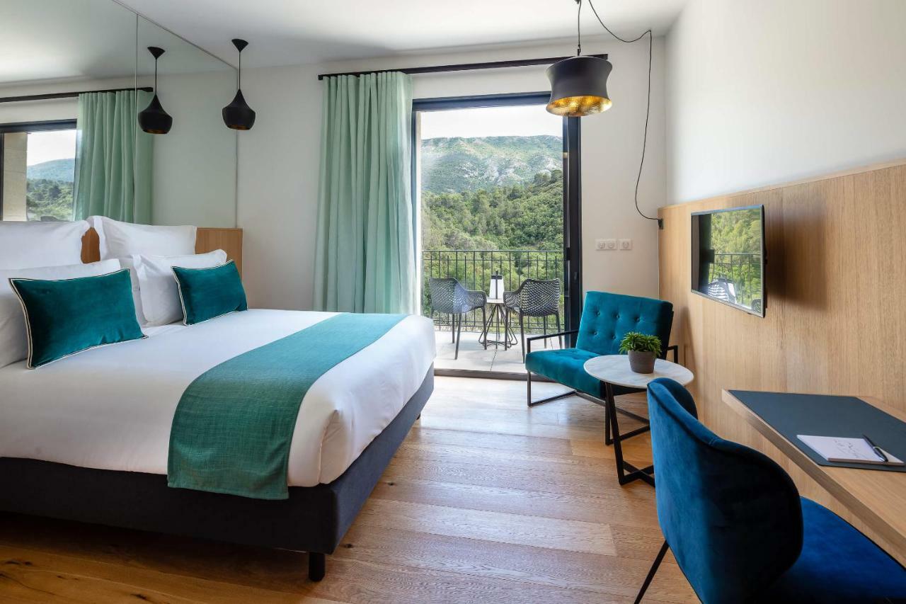Hotel Sainte Victoire Vauvenargues Экстерьер фото